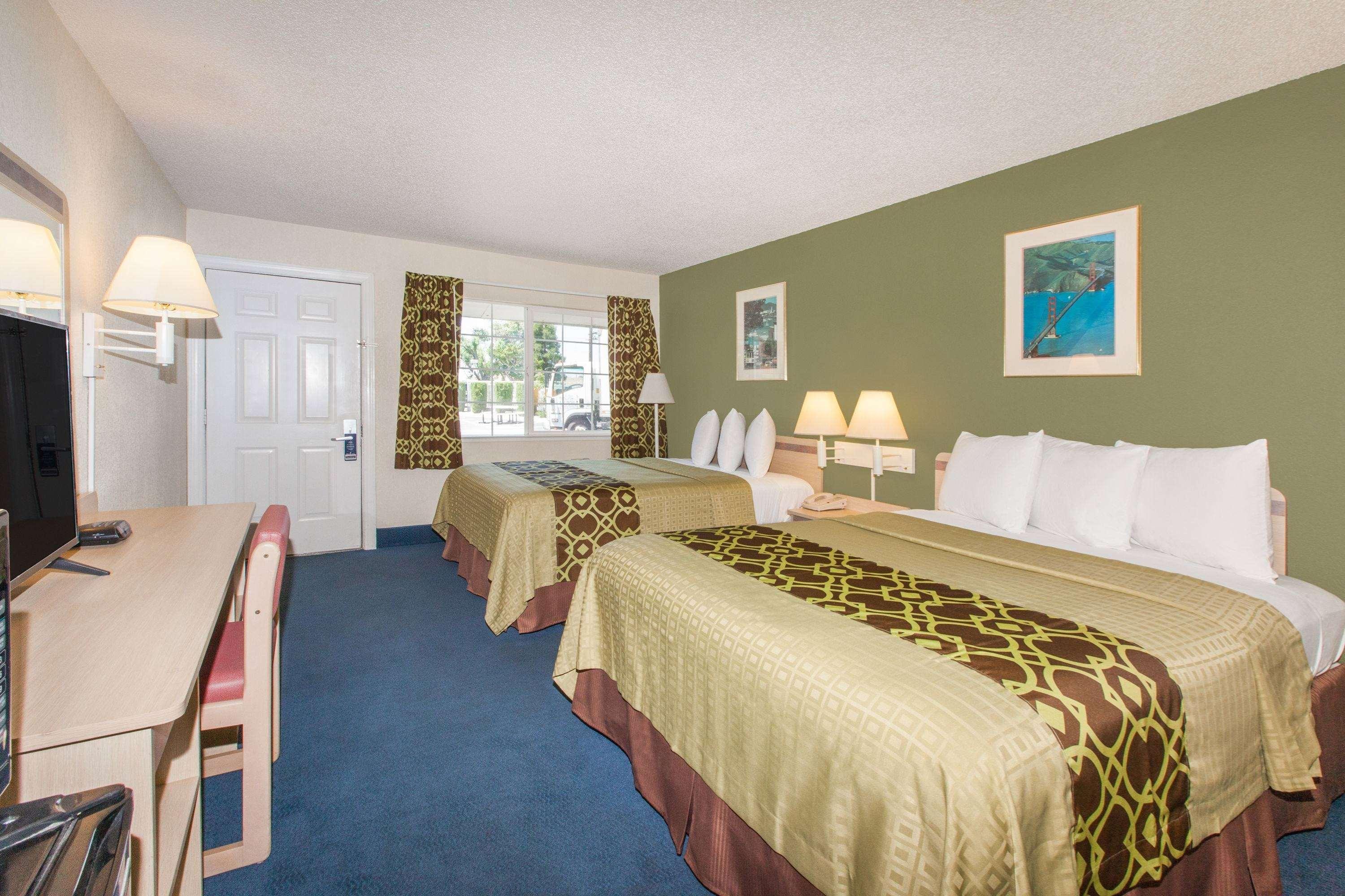 Travelodge By Wyndham Los Banos Ca Εξωτερικό φωτογραφία