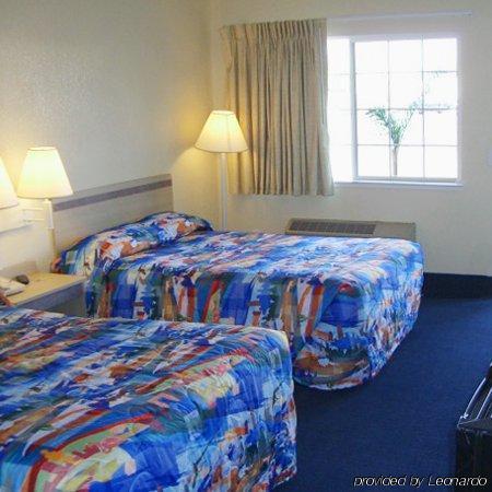 Travelodge By Wyndham Los Banos Ca Δωμάτιο φωτογραφία